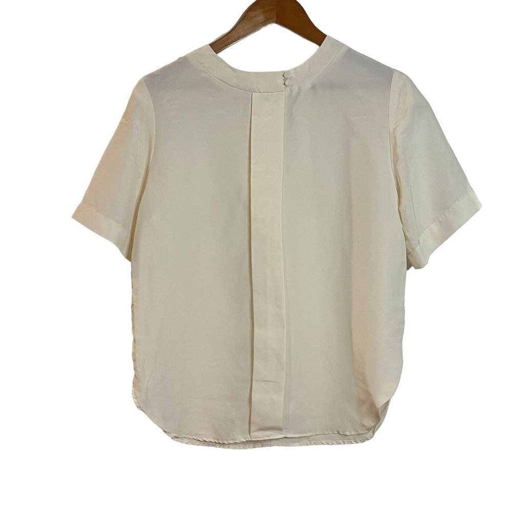 3 for $30! Jessica off white vintage short sleeve‎ blouse